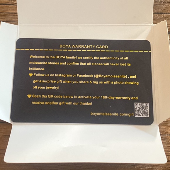 NIB Sterling Silver Moissanite Studs - Picture 3 of 10